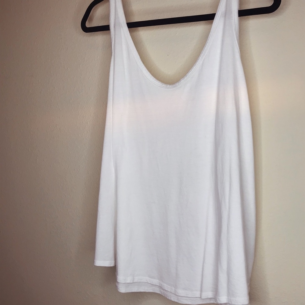 Never Worn White Flowy Tank Top size XXL